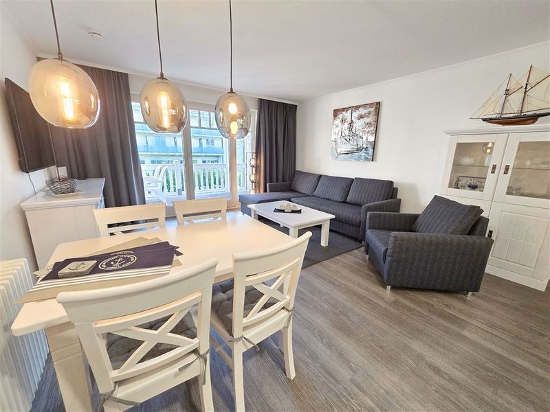 Hochwertiges., modernes Komfort-Plus-Apartment in Strandnähe mit großzügigem Balkon.